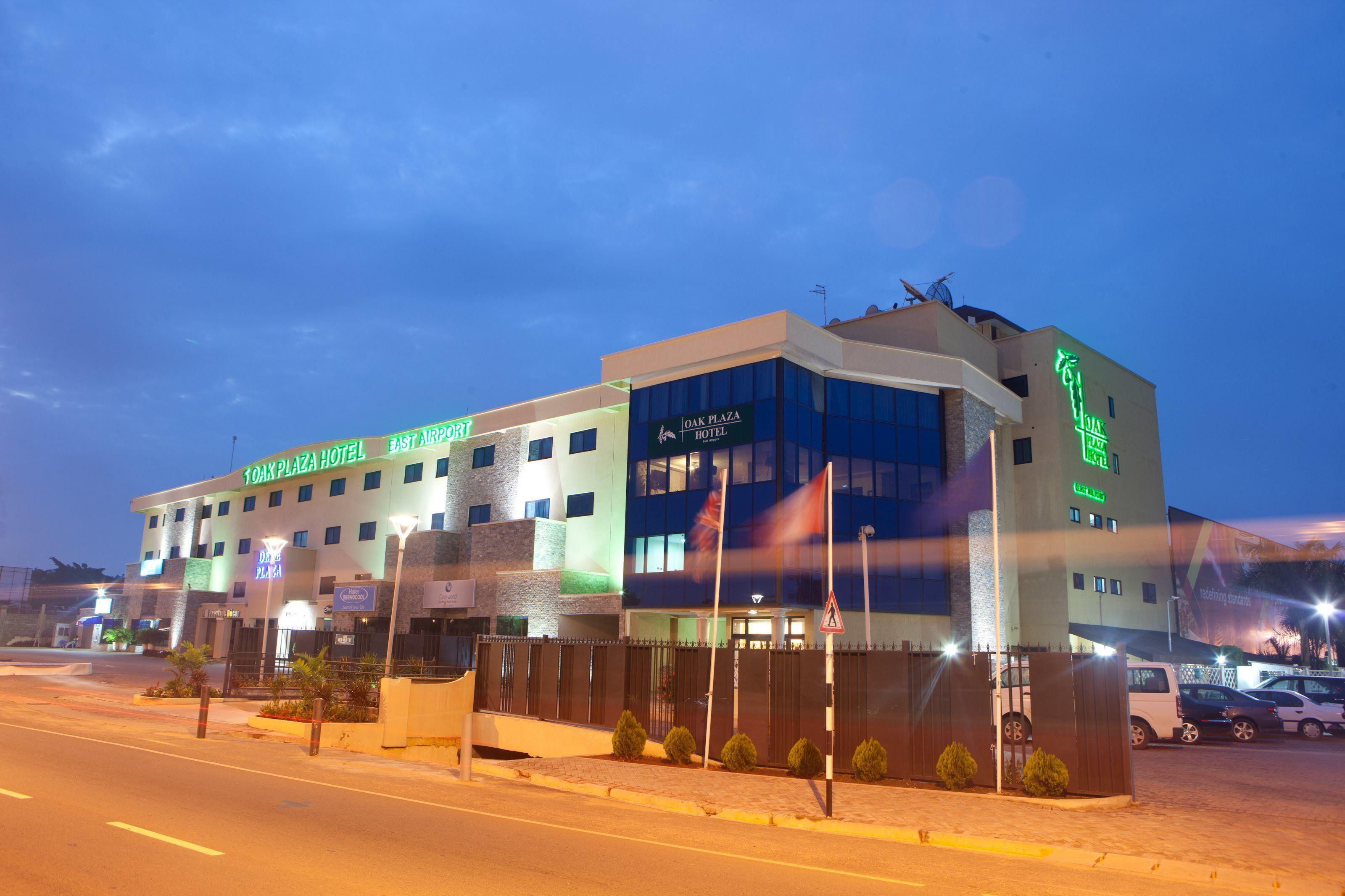 Oak Plaze Hotel East Airport