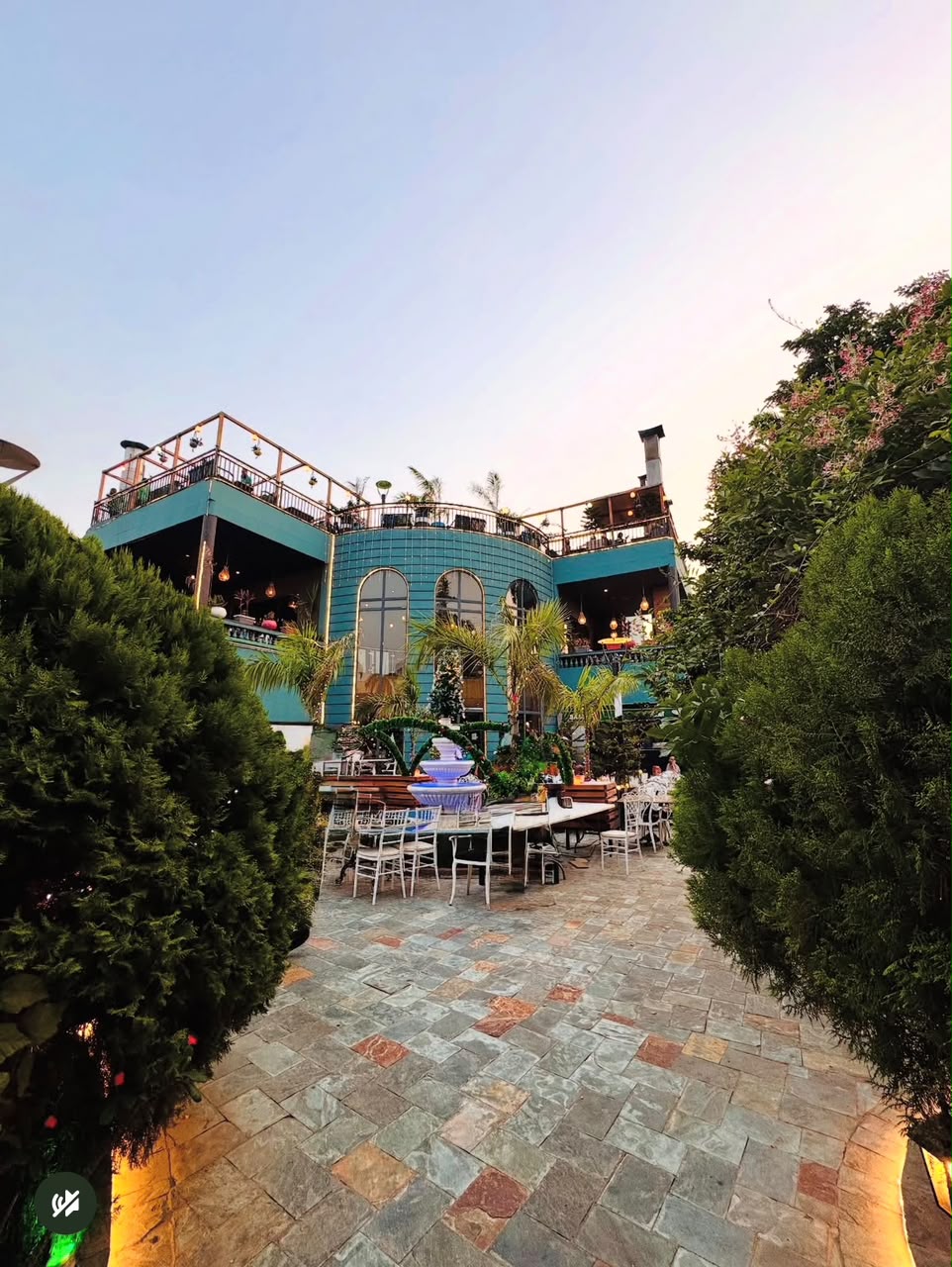 Bosphorus Restaurant and Cafe